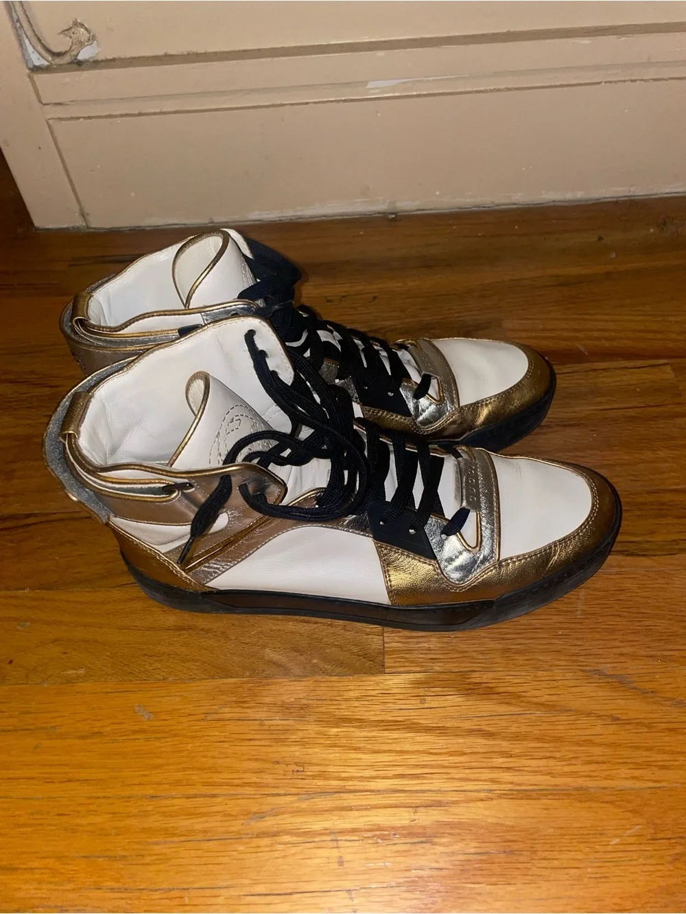 Gucci White and Gold Women's High-Top Sneakers